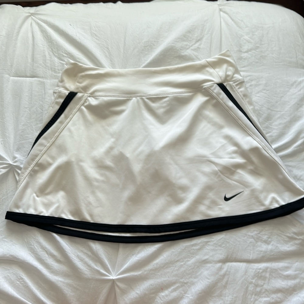 Nike junior girls skorts size large